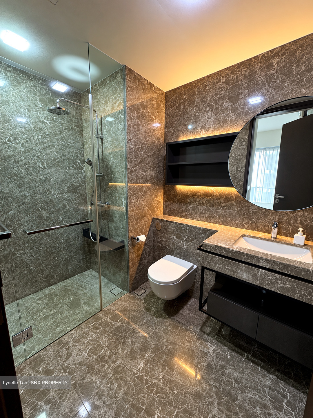 Amber 45 (D15), Apartment #634081851